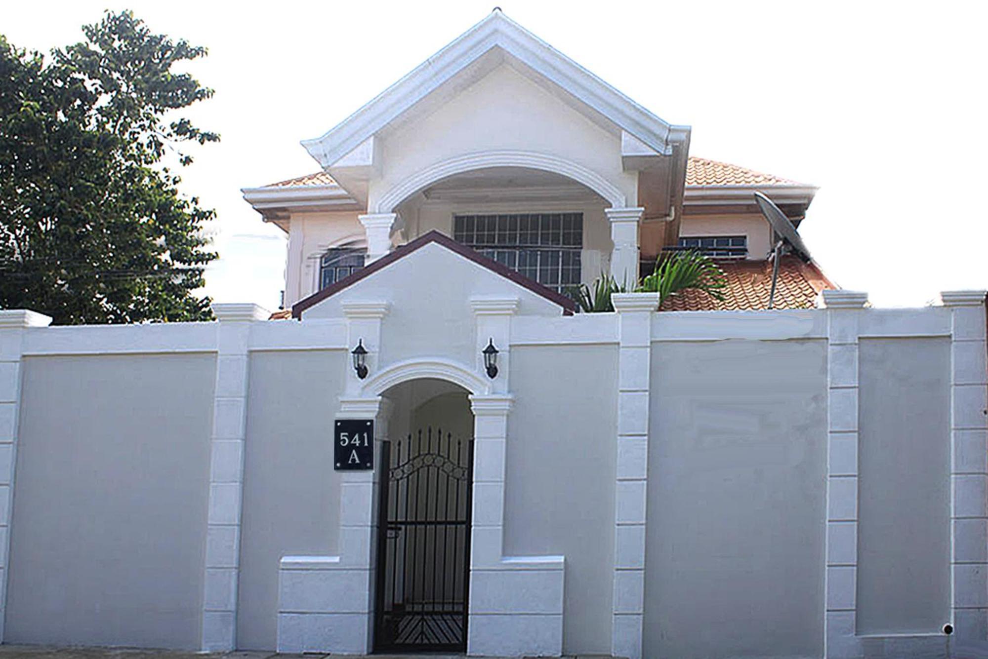 Leizel'S Bed & Breakfast Palompon Buitenkant foto