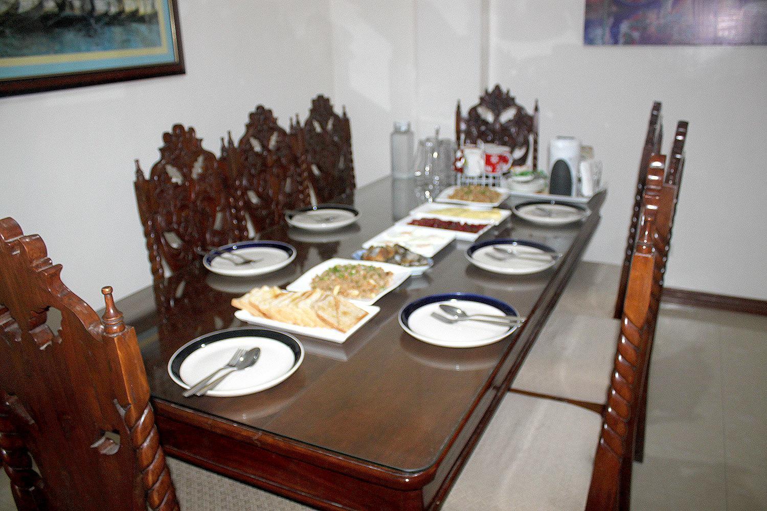 Leizel'S Bed & Breakfast Palompon Buitenkant foto